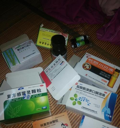 如何给12天的小狗治疗感冒？（为你的小狗选择合适的药物以及正确的用药方法）