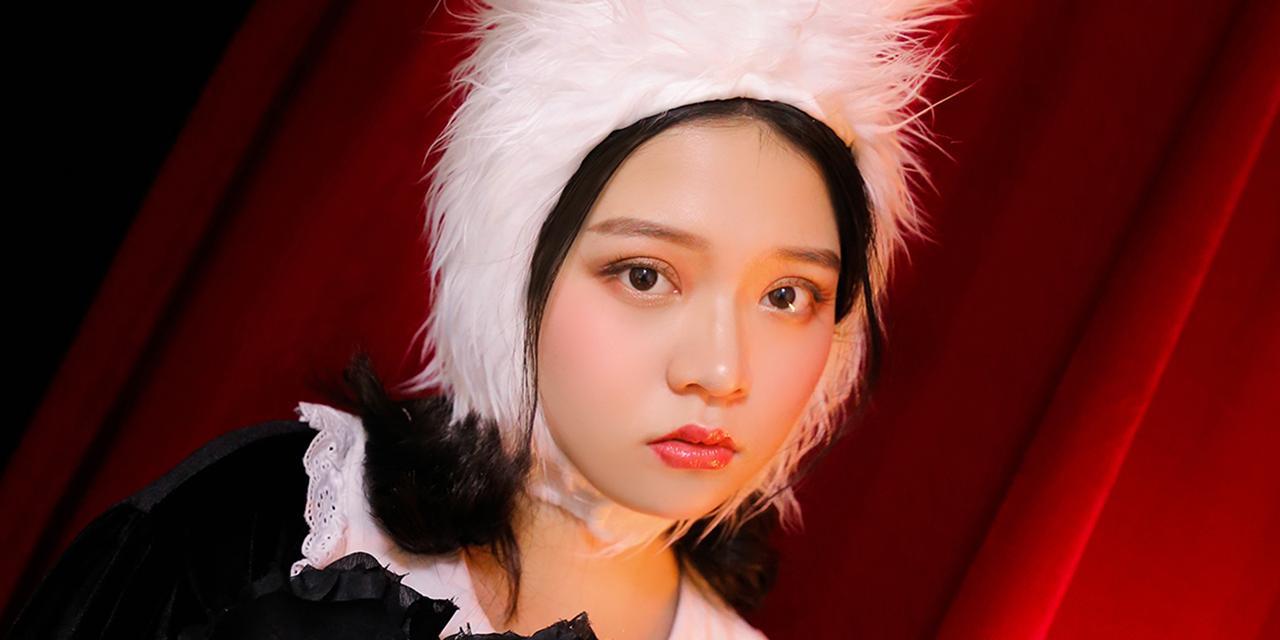 美女带兔子去美容的神奇变身（暂停剪发一瞬间，兔子变身成绵羊，美容师们大跌眼镜！）